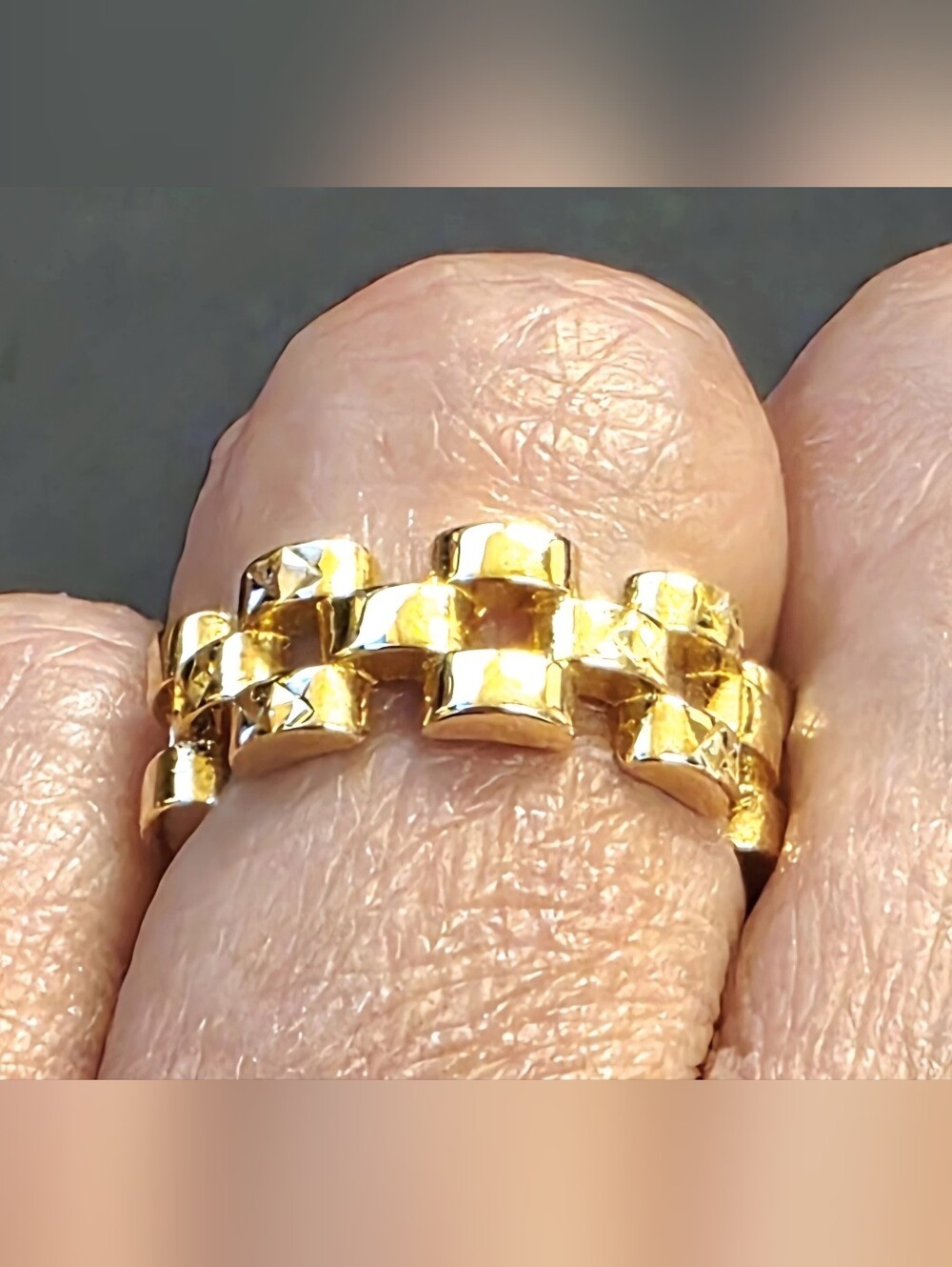 🪷18k Square Ring- Size 6